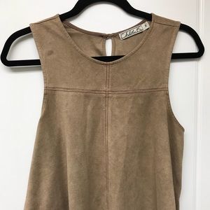 tan suede tank top 🌟